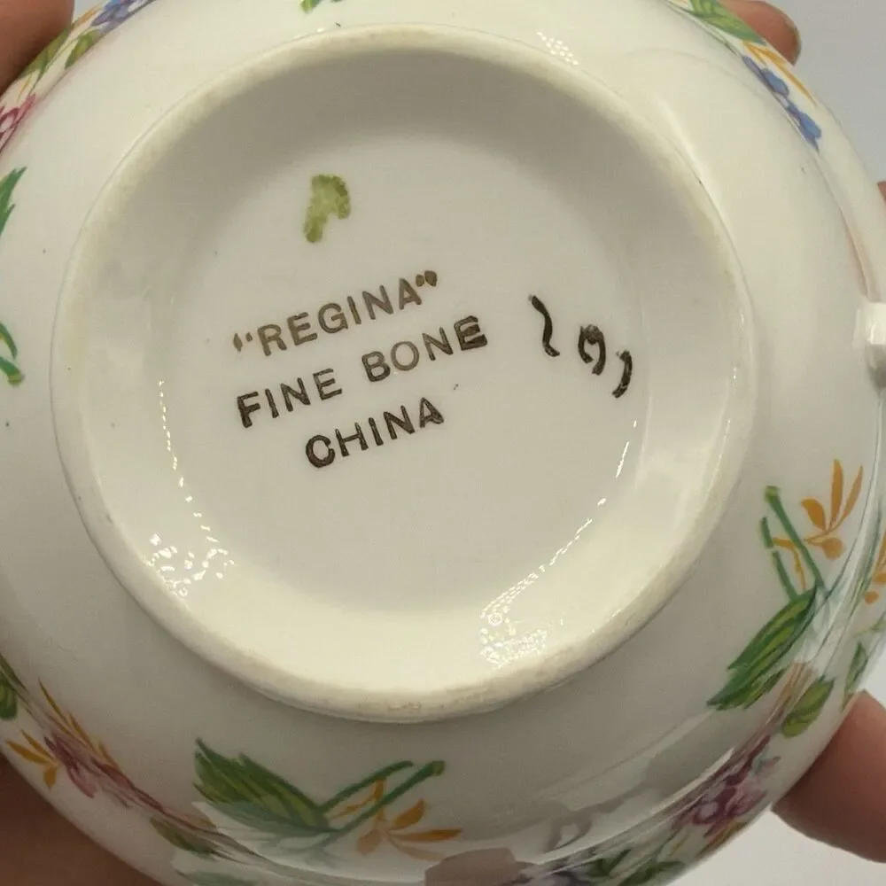 Vintage Regina Fine Bone China Floral Cup & Saucer Gold Trim England Flaw